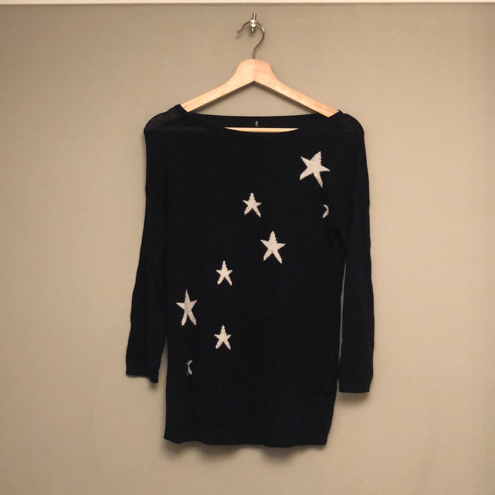 Women’s light Sweater